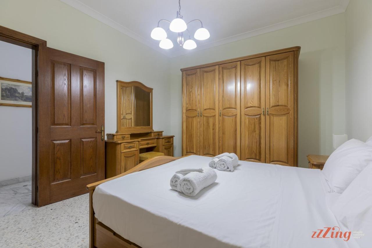 Beachfront 2 Bedroom Holiday Home Is-Sellum Exterior foto